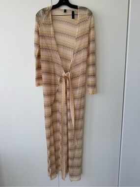 Sir the label Lightweight Sheer cover up